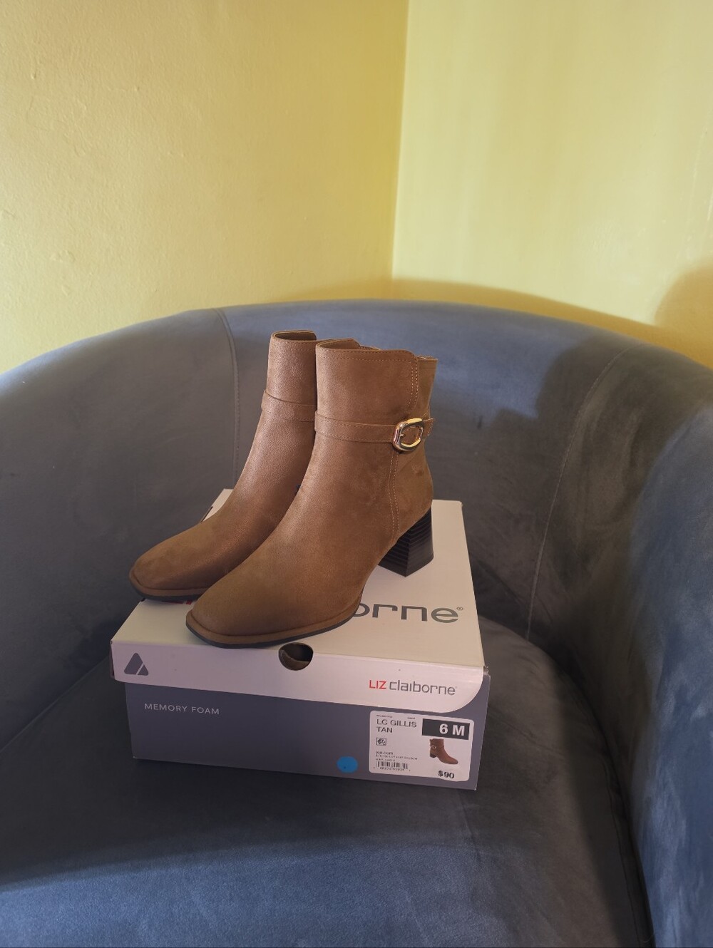 Liz Claiborne Women's Size 6 Gillis Brown Tan Suede Ankle Heeled Boots Side Zip